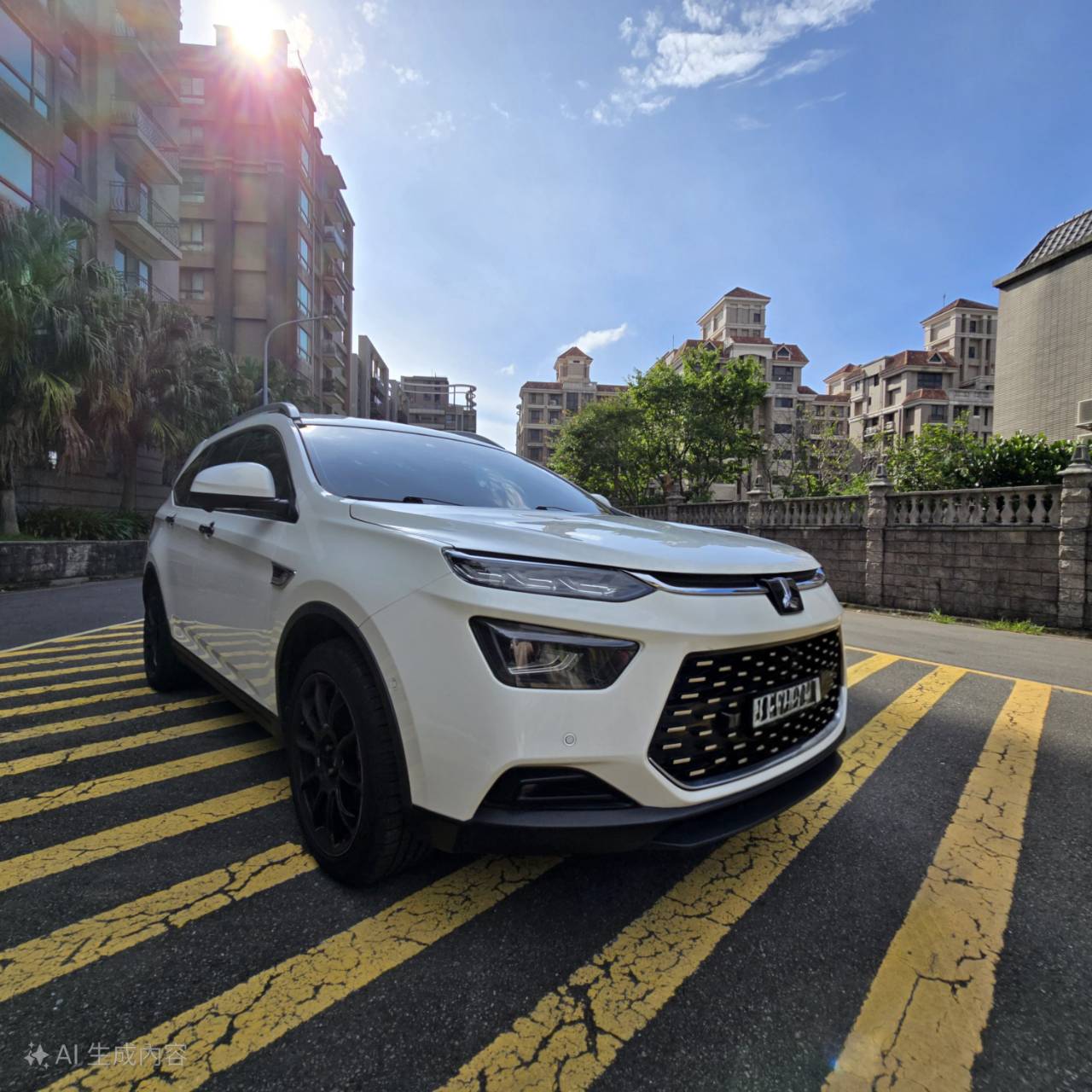 Luxgen URX 7座 樂活版